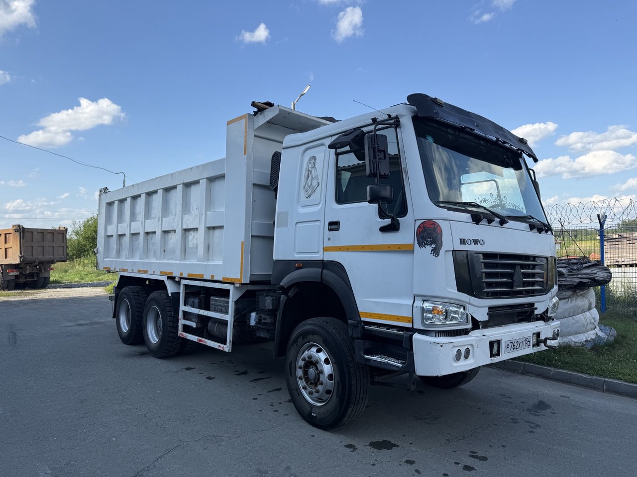 Самосвал HOWO A7 336